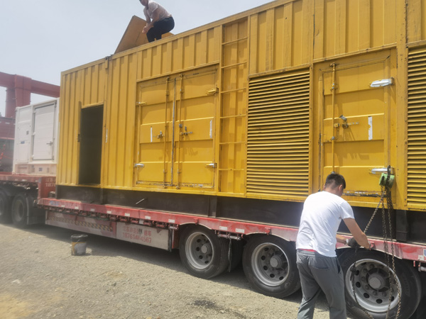 白水除了负载情况和发动机维护，还有哪些因素会影响 200kw 柴油发电机的油耗？