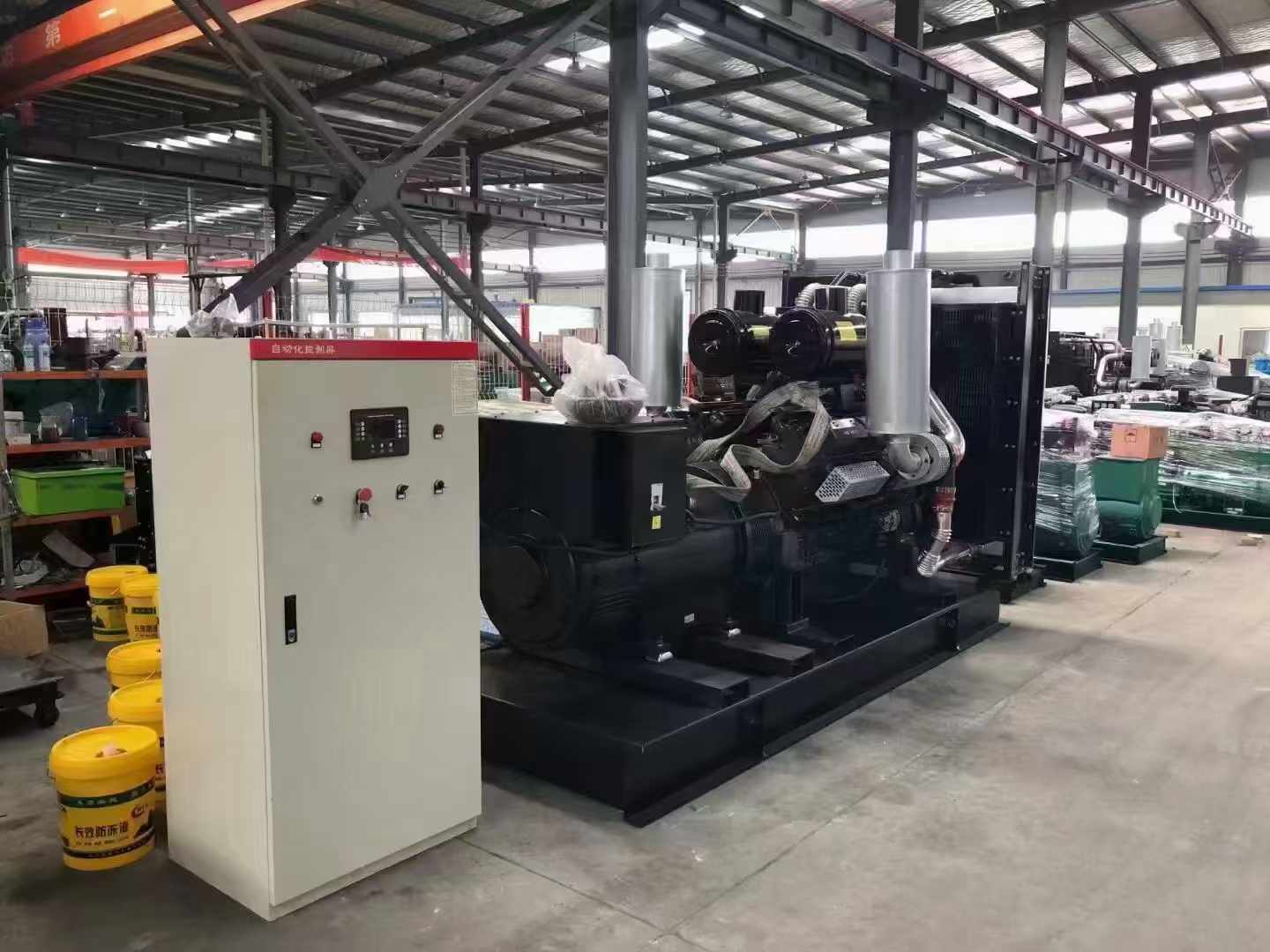 白水柴油发电机运行时的噪音和振动水平如何？