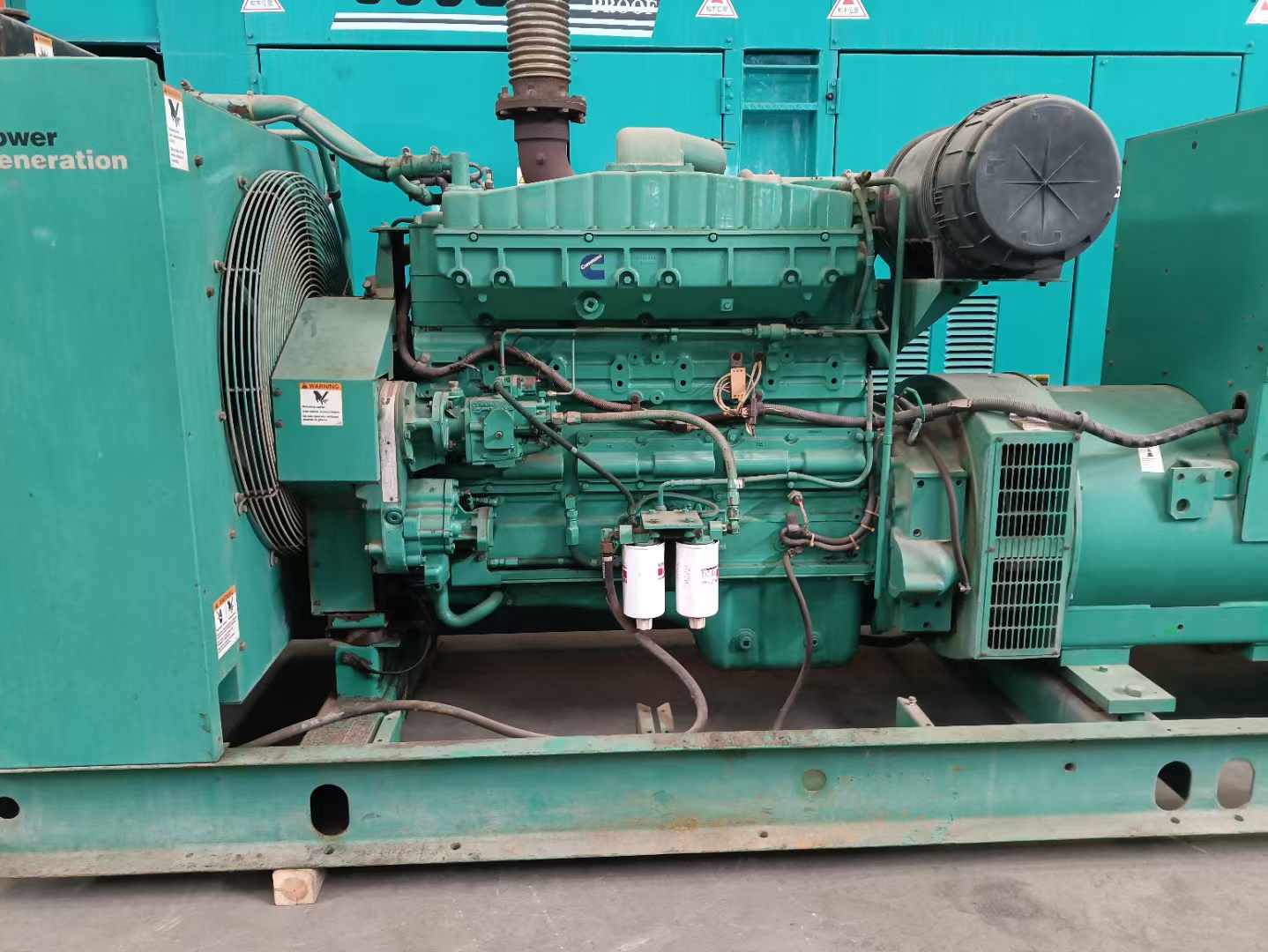 白水过载会对 600kW 柴油发电机组造成哪些损害？