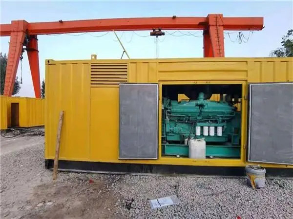 白水冬季低温环境下，500KW发电机组应该选择什么类型的启动电瓶？